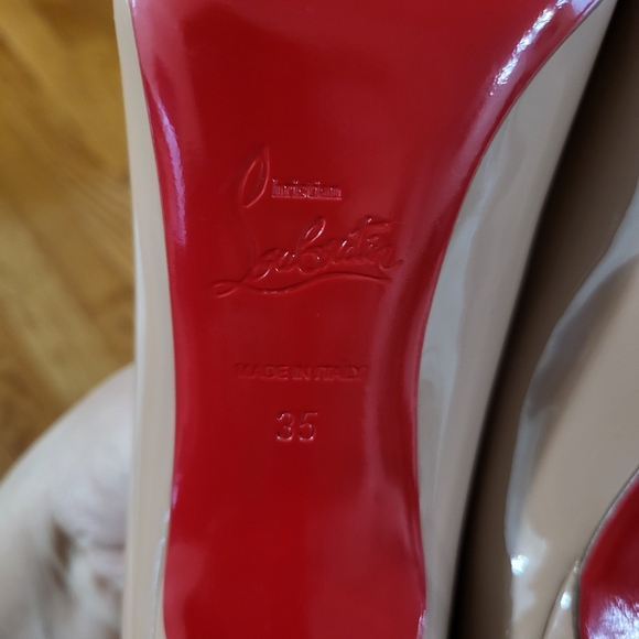 Christian Louboutin Nude Patent Heels with Red Soles - Picture 5 of 12